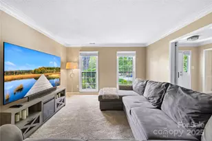 7528 Red Oak Ln, Charlotte, NC 28226 - Photo 6