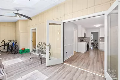 7528 Red Oak Lane, Charlotte, NC 28226 - Photo 18