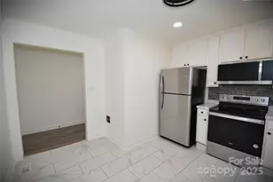 706 McIntyre St, Monroe, NC 28110 - Photo 10