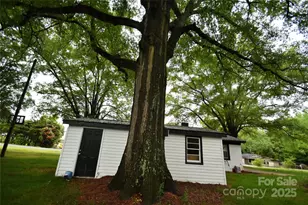 706 McIntyre St, Monroe, NC 28110 - Photo 6