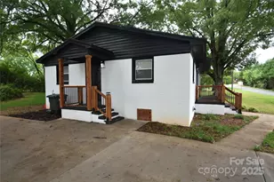 706 McIntyre St, Monroe, NC 28110 - Photo 4