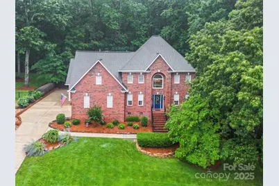 4644 Snow Drive, Harrisburg, NC 28075 - Photo 2