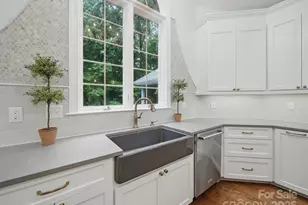 4644 Snow Dr, Harrisburg, NC 28075 - Photo 8