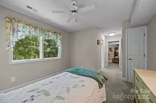 123 Carriage Walk Ln, Hendersonville, NC 28791 - Photo 28