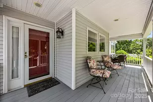 123 Carriage Walk Ln, Hendersonville, NC 28791 - Photo 2
