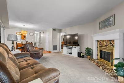 1330 5th Street NE #11, Hickory, NC 28601 - Photo 6