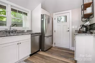 22 Moore Cir, Black Mountain, NC 28711 - Photo 10