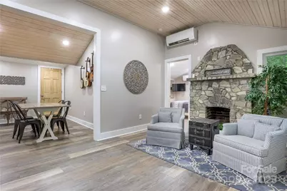 22 Moore Circle, Black Mountain, NC 28711 - Photo 4