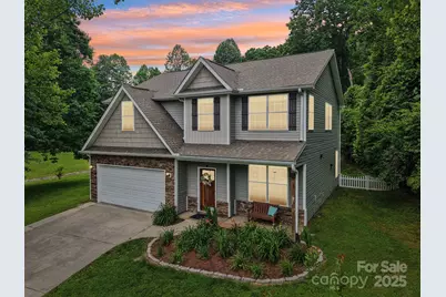 22 Streamside Drive, Hendersonville, NC 28791 - Photo 2