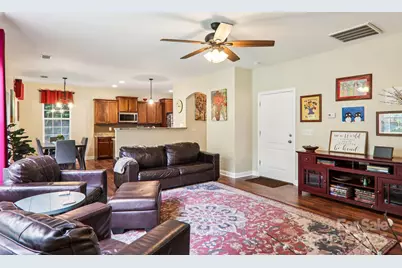 22 Streamside Drive, Hendersonville, NC 28791 - Photo 10