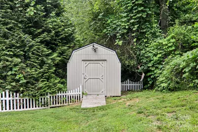 22 Streamside Drive, Hendersonville, NC 28791 - Photo 42