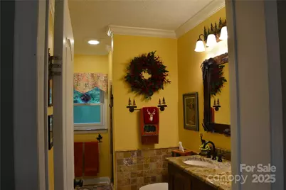 394 Hummingbird Lane, Elk Park, NC 28622 - Photo 30