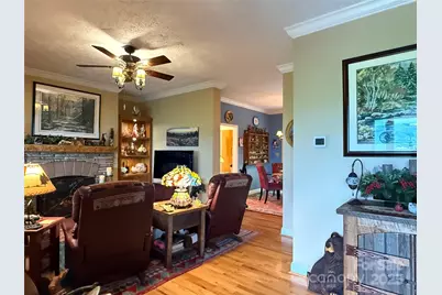 394 Hummingbird Lane, Elk Park, NC 28622 - Photo 12