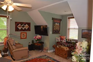 394 Hummingbird Ln, Elk Park, NC 28622 - Photo 40