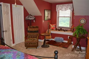 394 Hummingbird Ln, Elk Park, NC 28622 - Photo 36