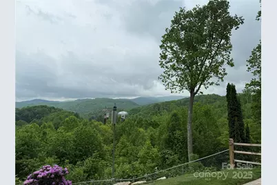 394 Hummingbird Lane, Elk Park, NC 28622 - Photo 10