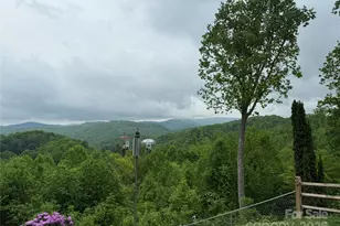 394 Hummingbird Ln, Elk Park, NC 28622 - Photo 10