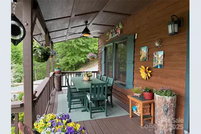 394 Hummingbird Lane, Elk Park, NC 28622 - Photo 6