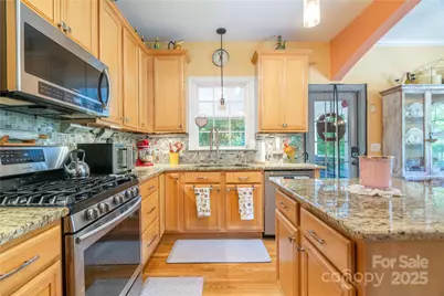 333 Garden Valley Drive, Winston Salem, NC 27107 - Photo 6