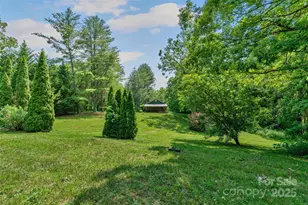 14 18 and 20 Luckenbach Dr, Fairview, NC 28730 - Photo 26