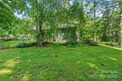 14 18 and 20 Luckenbach Drive, Fairview, NC 28730 - Photo 24