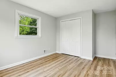 1837 6th Avenue NW, Hickory, NC 28601 - Photo 18