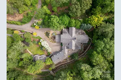 268 Holly Arbor Lane, Asheville, NC 28803 - Photo 2