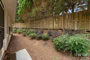 110 Whitehall Dr, Mooresville, NC 28117 - Photo 30