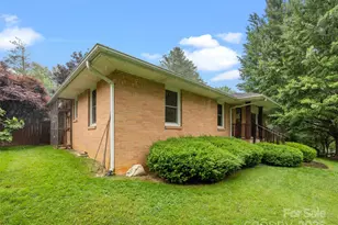 107 Edgehill Rd, Hendersonville, NC 28739 - Photo 10