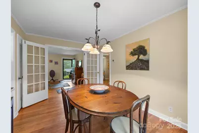 107 Edgehill Road, Hendersonville, NC 28739 - Photo 28