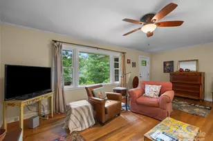 107 Edgehill Rd, Hendersonville, NC 28739 - Photo 32