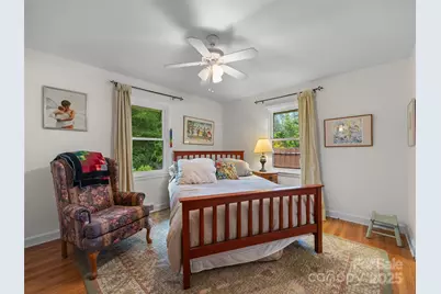 107 Edgehill Road, Hendersonville, NC 28739 - Photo 40