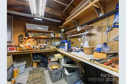 107 Edgehill Road, Hendersonville, NC 28739 - Photo 48