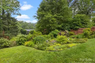 107 Edgehill Rd, Hendersonville, NC 28739 - Photo 8