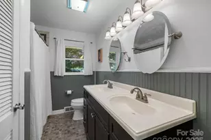 107 Edgehill Rd, Hendersonville, NC 28739 - Photo 36