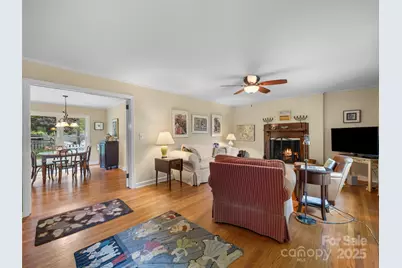 107 Edgehill Road, Hendersonville, NC 28739 - Photo 30