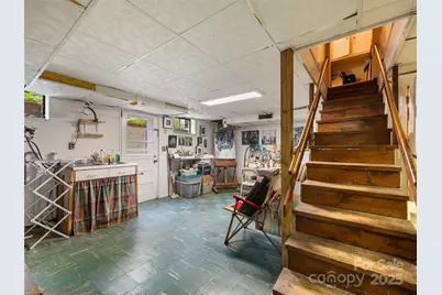 107 Edgehill Road, Hendersonville, NC 28739 - Photo 46