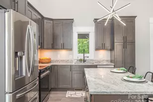 71 Scott Mdws Dr, Asheville, NC 28806 - Photo 10