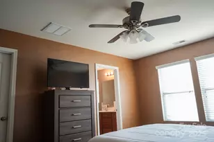 14411 Glendon Hall Ln, Charlotte, NC 28262 - Photo 14