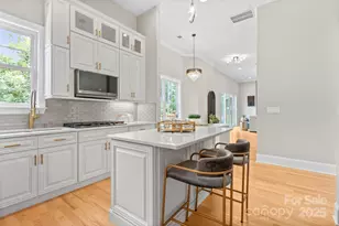 4015 Randolph Rd, Charlotte, NC 28211 - Photo 6