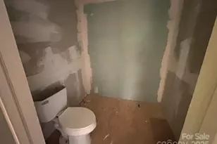 235 Jefferson Street E, York, SC 29745 - Photo 10