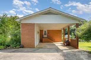 19924 Floral Ln, Cornelius, NC 28031 - Photo 16