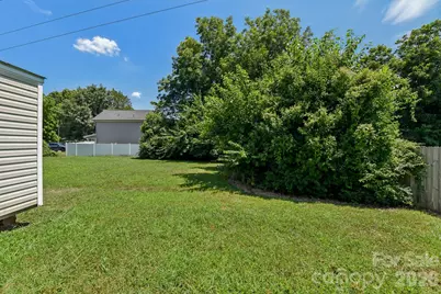 3420 Kentucky Avenue, Charlotte, NC 28216 - Photo 10