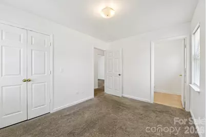 3420 Kentucky Avenue, Charlotte, NC 28216 - Photo 8