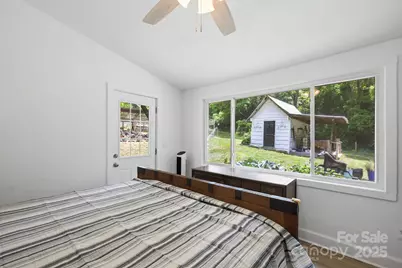 51 Homefire Cove Cove, Leicester, NC 28748 - Photo 10