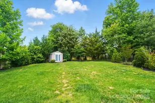 8115 Kelburn Ln, Charlotte, NC 28273 - Photo 44