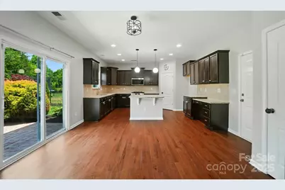 8115 Kelburn Lane, Charlotte, NC 28273 - Photo 14