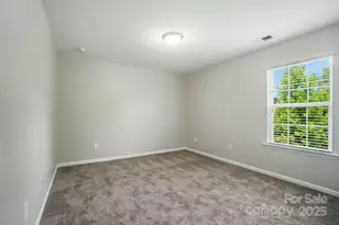 8115 Kelburn Ln, Charlotte, NC 28273 - Photo 30