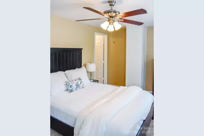 7526 Holly Grove Court, Charlotte, NC 28227 - Photo 16