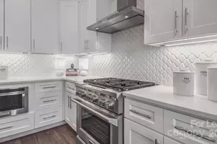 2426 Vail Ave, Charlotte, NC 28207 - Photo 18